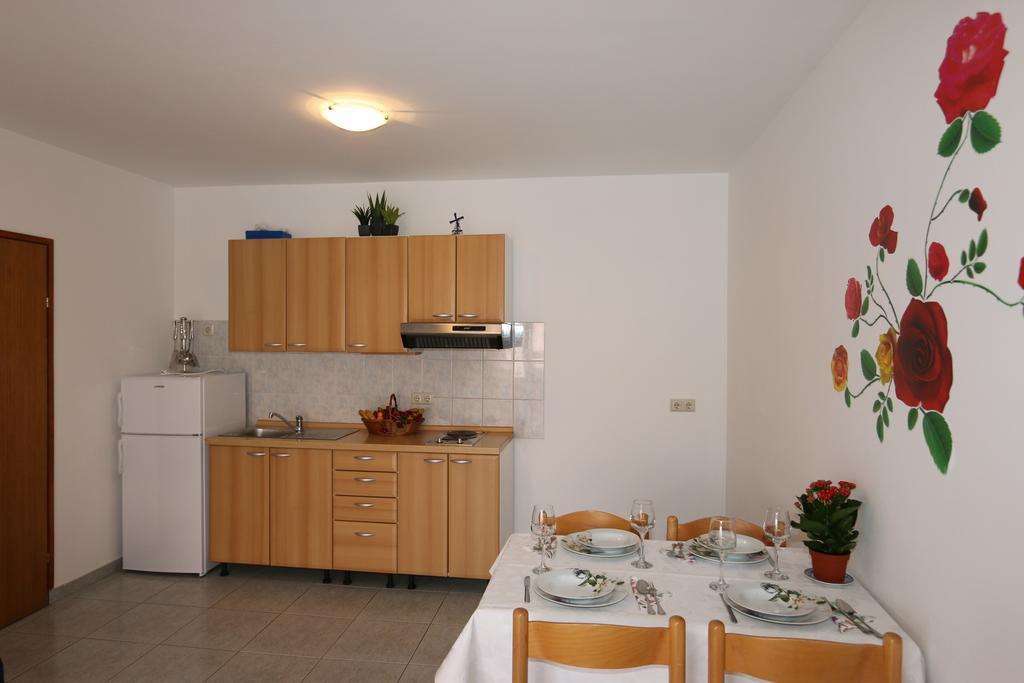 Apartments Estee Soline Soline  Eksteriør billede